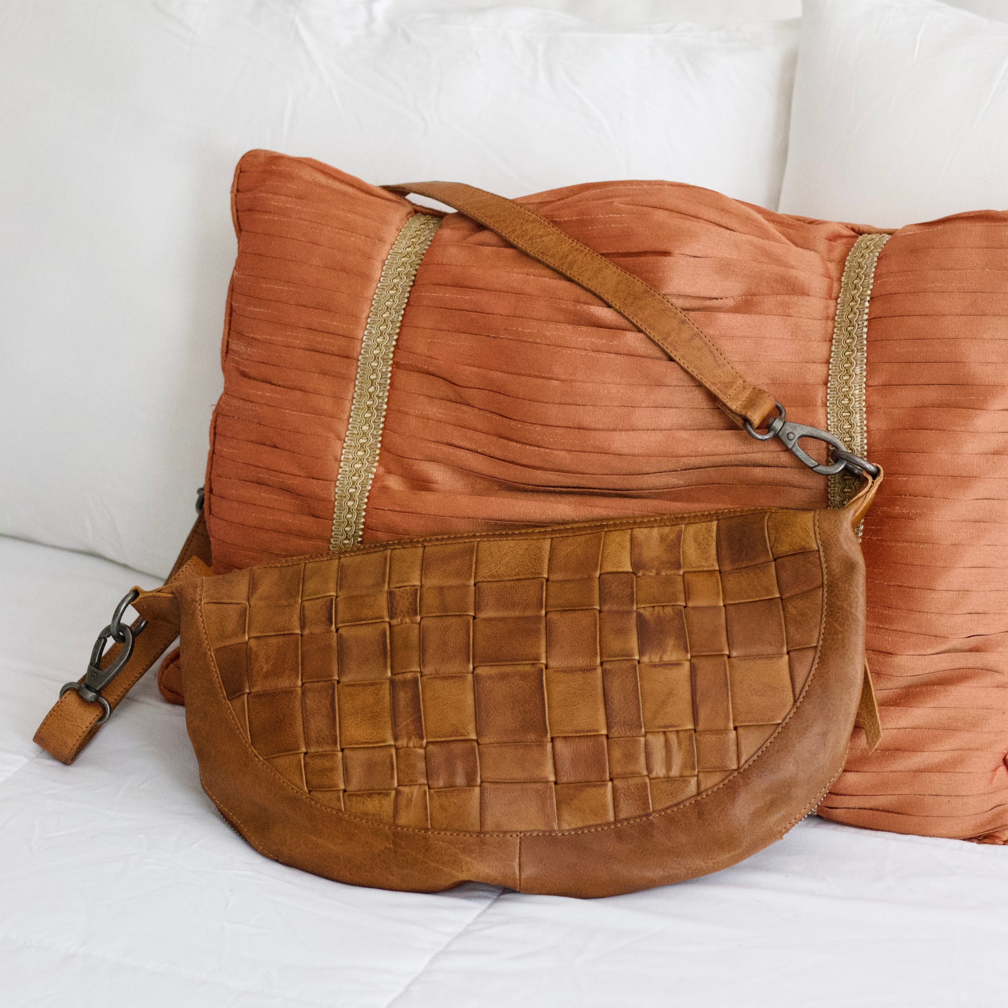 Colbie Leather Sling Bag - Image 12