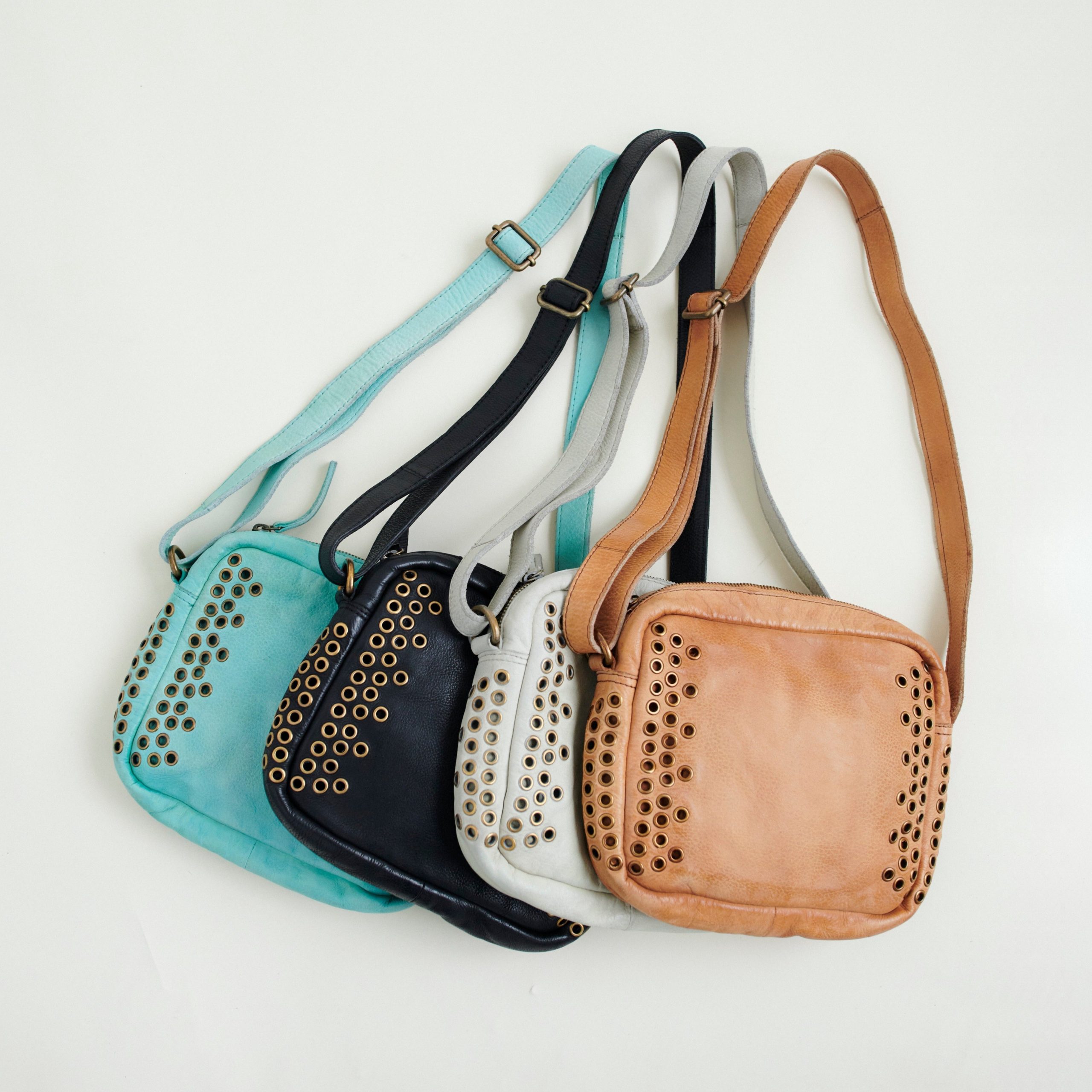 Bo Leather Crossbody Bag - Image 10