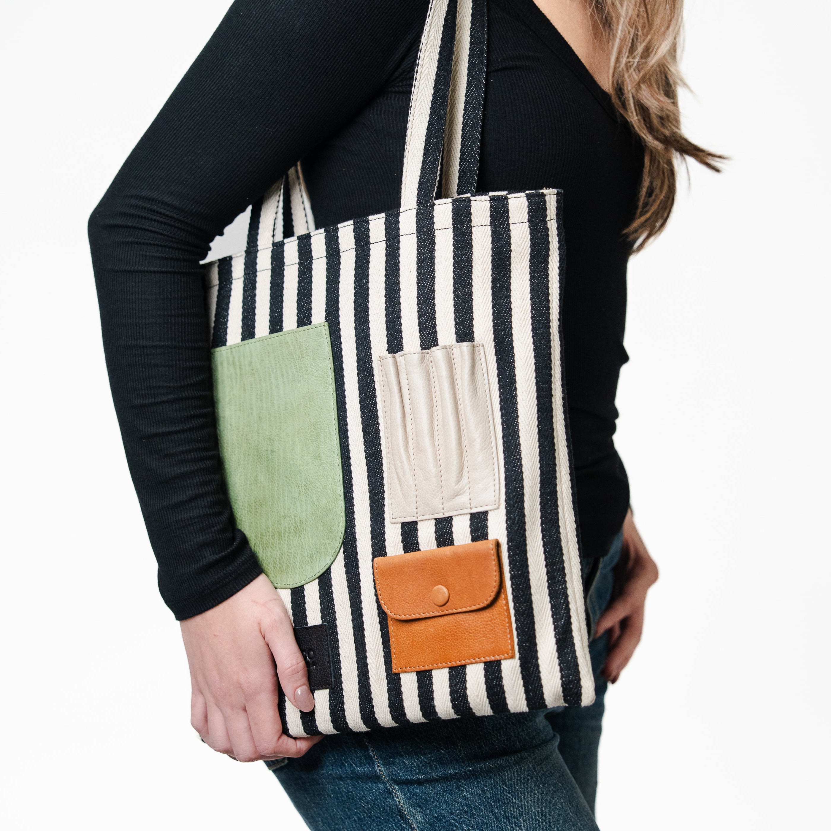 Jay Leather Tote Bag - Image 10