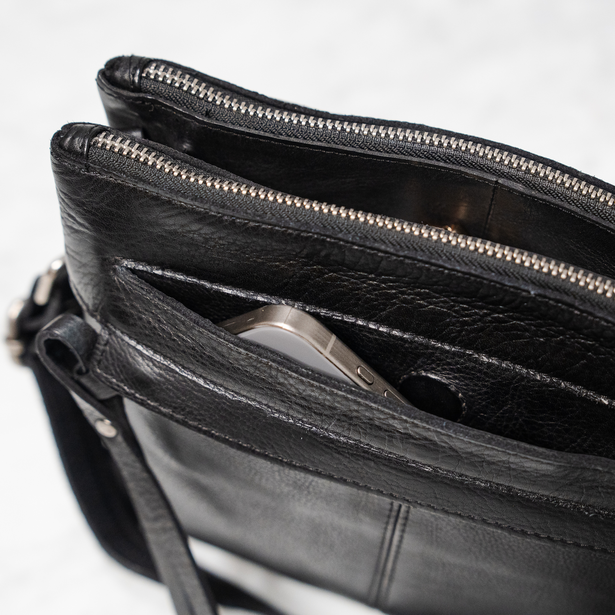 Jett Leather Crossbody - Image 10