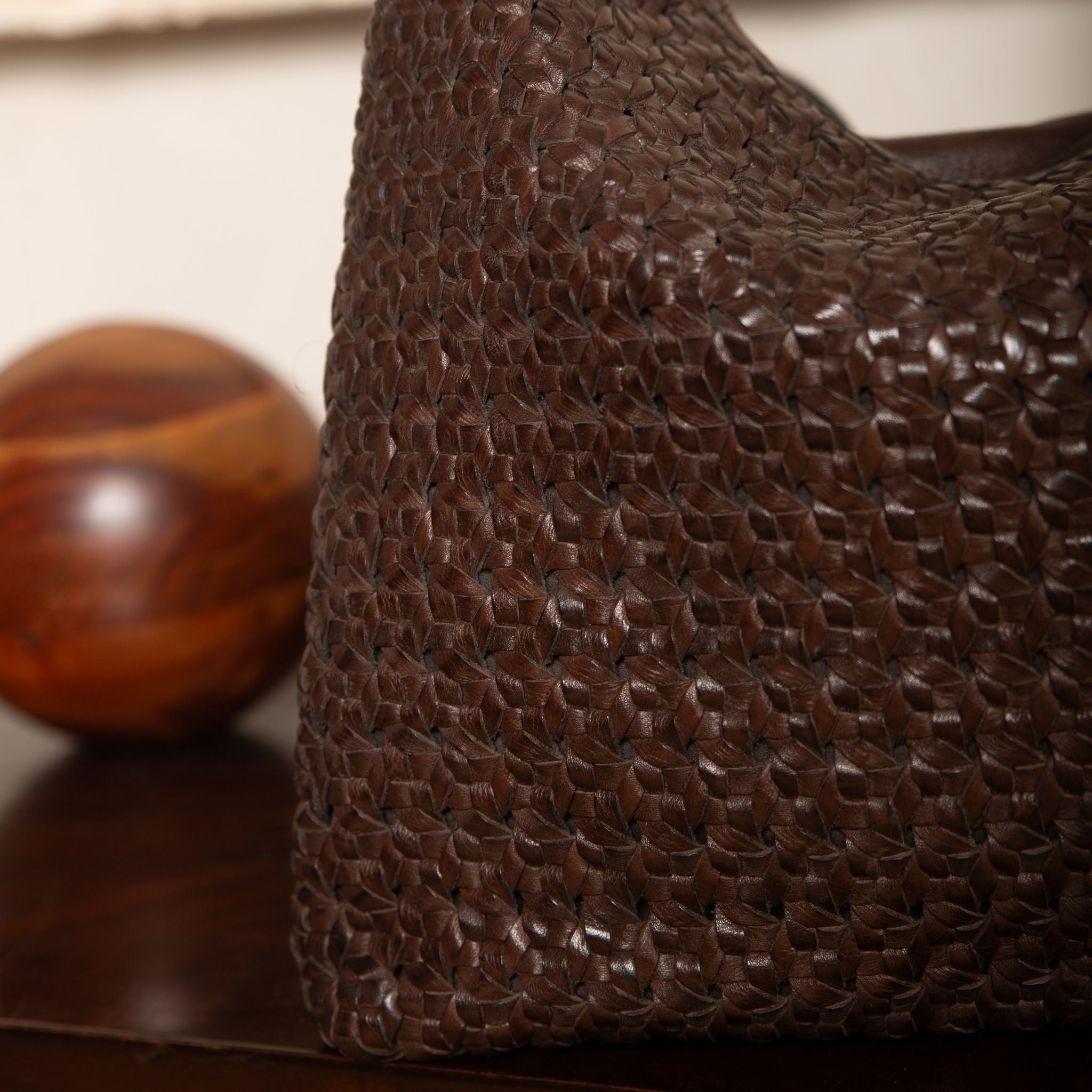 Isabel Leather Shoulder Bag - Image 4